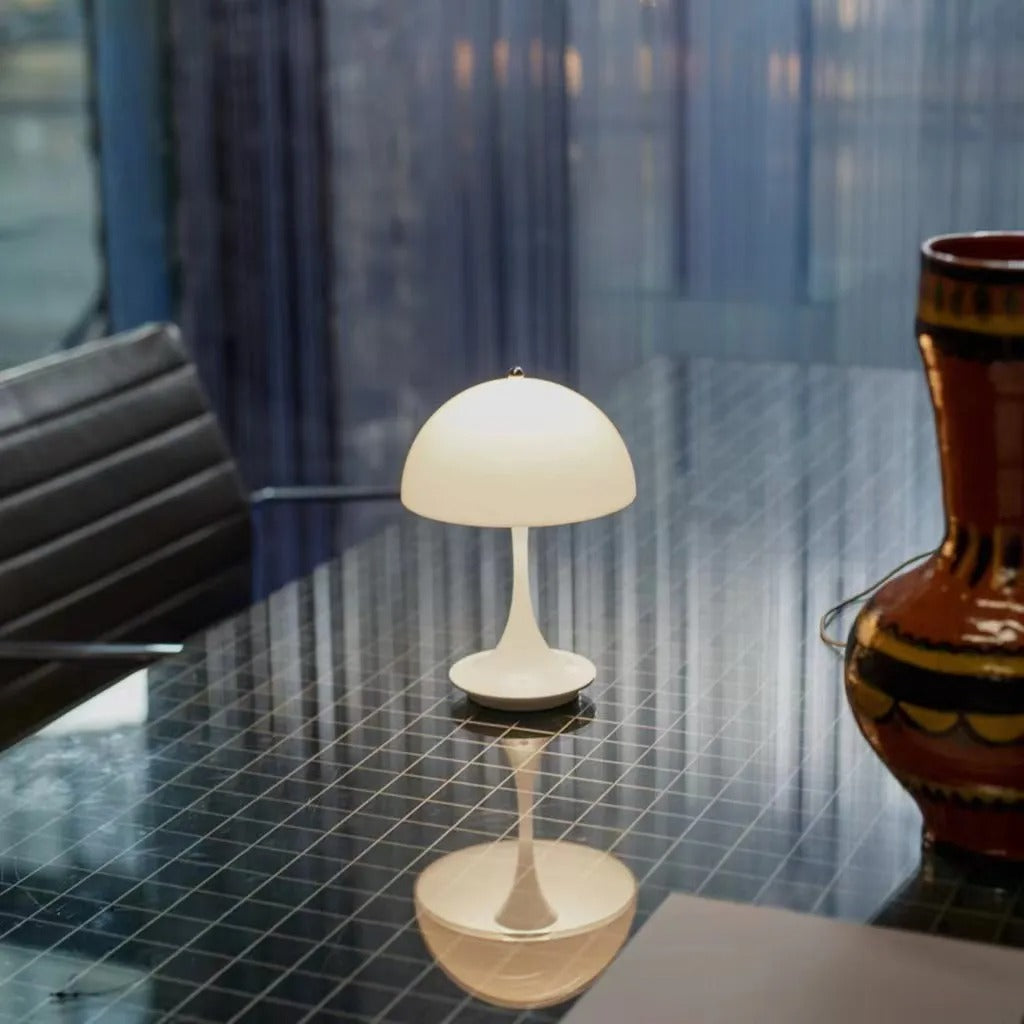 Houba Table Lamp