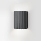 Modern Resin Wall Lamp with LED Lighting – Minimalist Design for Elegant Interiors