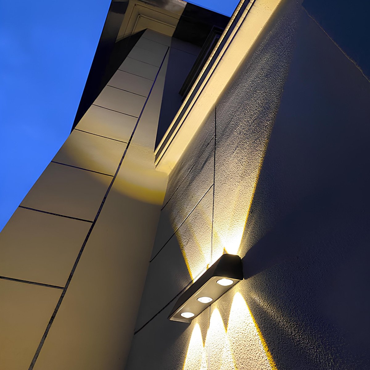 SolarGuard Outdoor Wall Light – Waterproof LED Solar Lamp