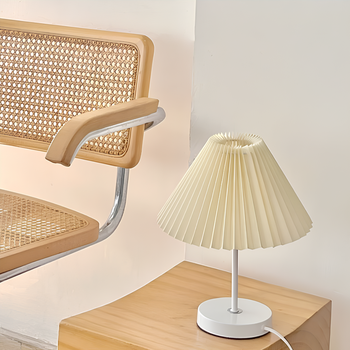 Emie Ambient Glow Lamp – Elegant & Adjustable Lighting